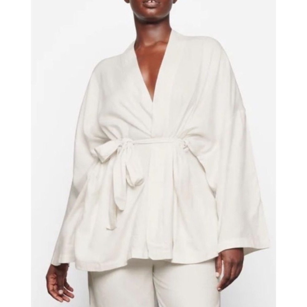 SKIMS Woven Kimono Wrap Top Bone Ivory White Small Loungewear Belted L/S - Picture 2 of 5